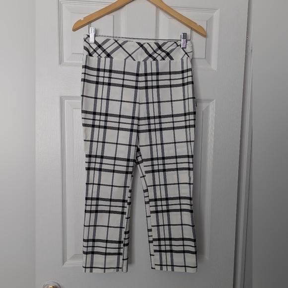BNWT - Meg & Margot Pull-On Capris Pants - Picture 1 of 3